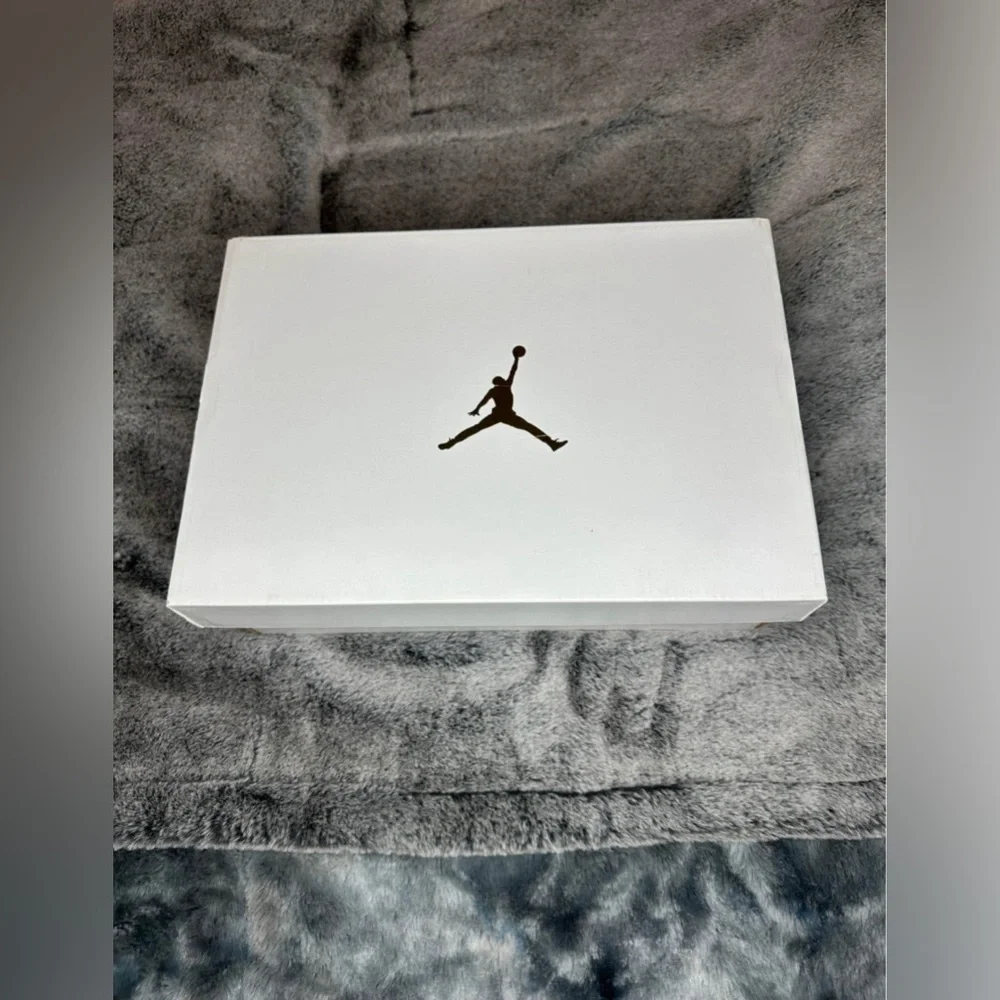 Air Jordan 1 low Sherpa - Picture 8 of 9